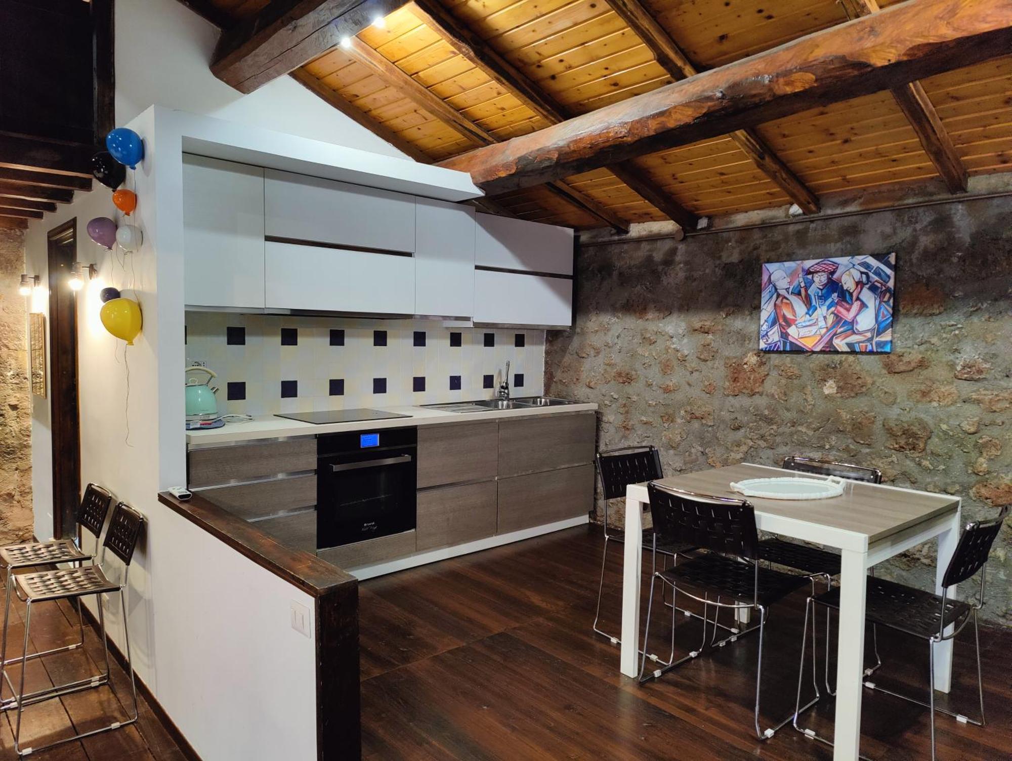 Maestosa Roccaforte Dei Principi, 3 Piani Tutti Per Voi! Sutri Exterior photo