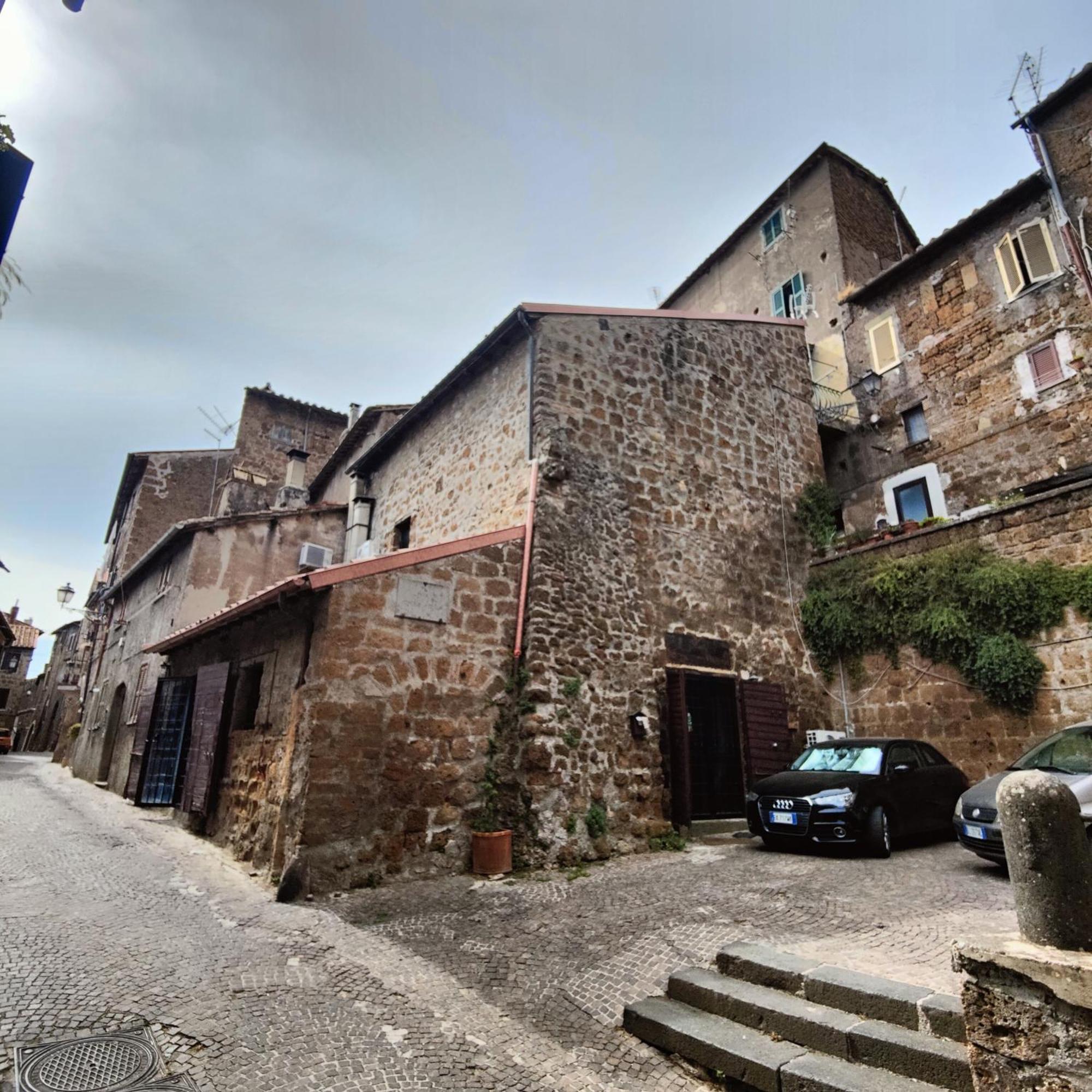 Maestosa Roccaforte Dei Principi, 3 Piani Tutti Per Voi! Sutri Exterior photo