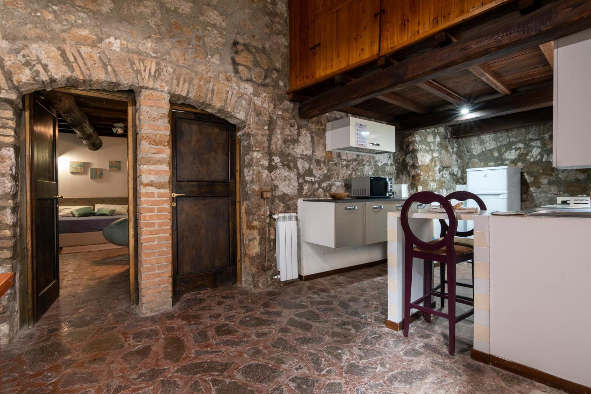 Maestosa Roccaforte Dei Principi, 3 Piani Tutti Per Voi! Sutri Exterior photo